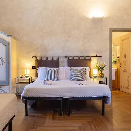 Palazzo Cappa-affitti Brevi Italia 게스트하우스
