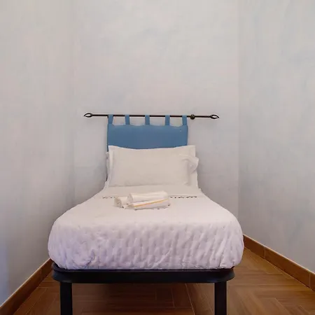 Palazzo Cappa-affitti Brevi Italia 3* L'Aquila