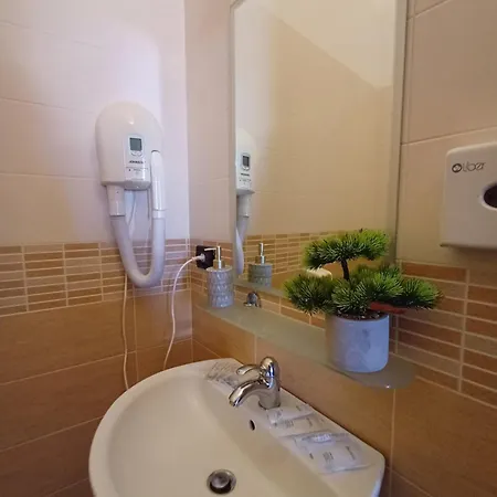 Palazzo Cappa-affitti Brevi Italia