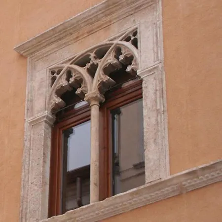 Palazzo Cappa-affitti Brevi Italia 3*