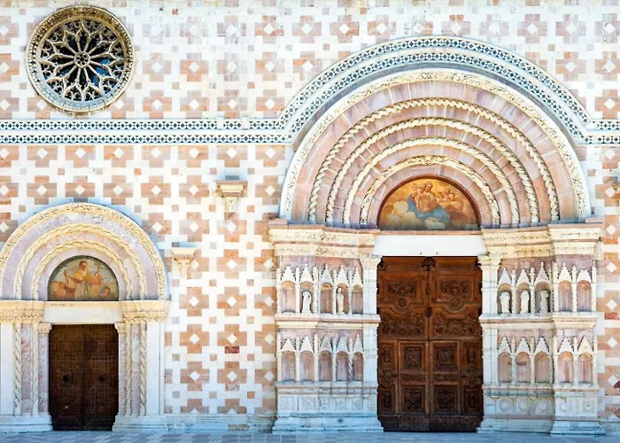 Palazzo Cappa-affitti Brevi Italia 3* LʼAquila