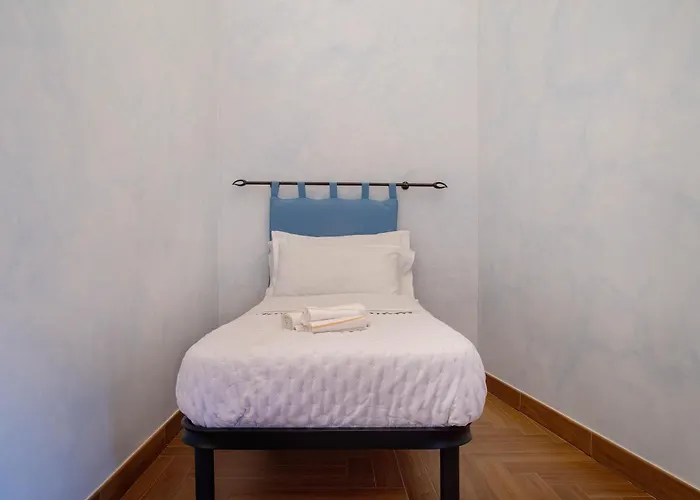 Palazzo Cappa-affitti Brevi Italia 3* LʼAquila