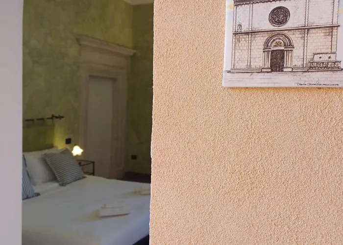 Gasthof Palazzo Cappa-affitti Brevi Italia LʼAquila